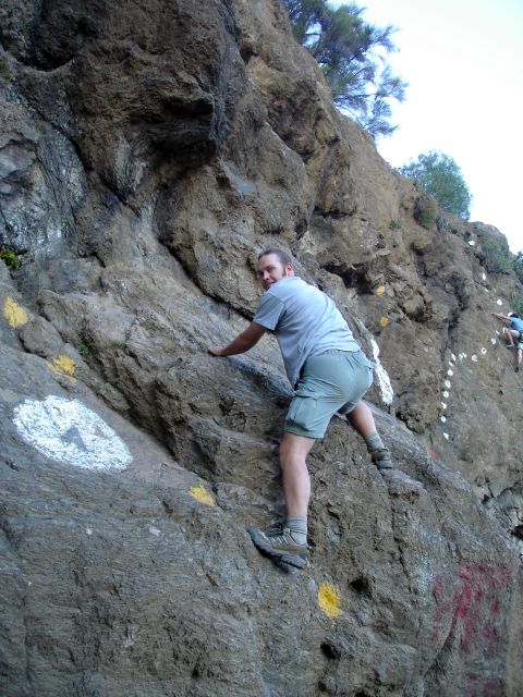 bouldering_in_bariloche2.jpg