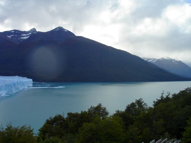 lago_argentina_pano4.jpg