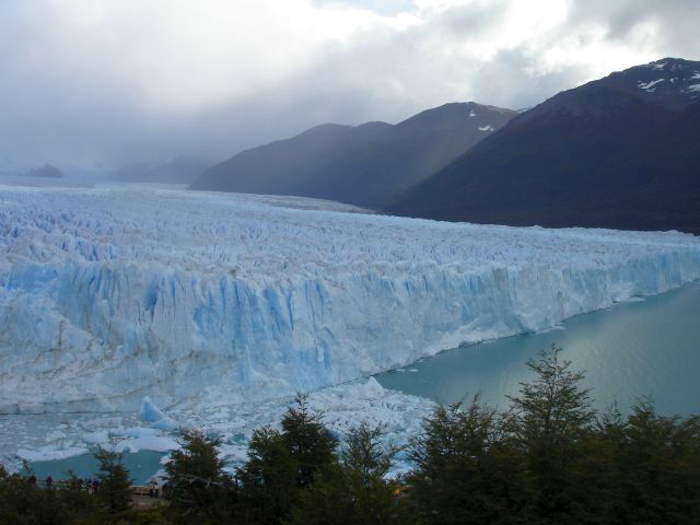 lago_argentina_pano7.jpg