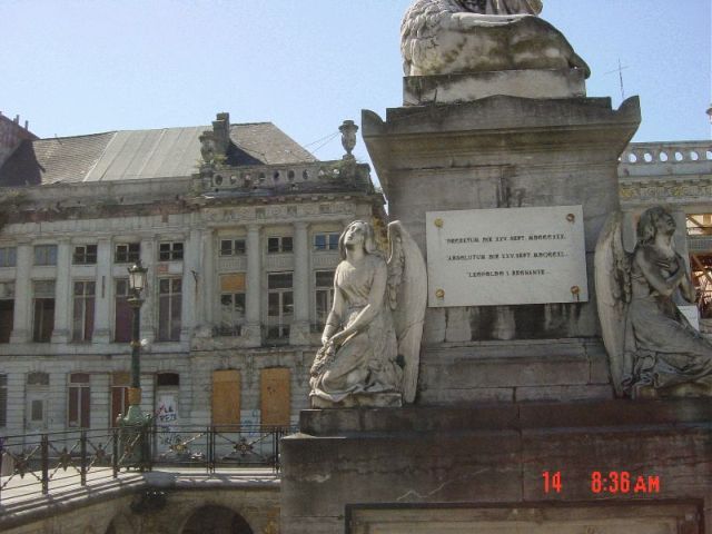 res_statue.jpg