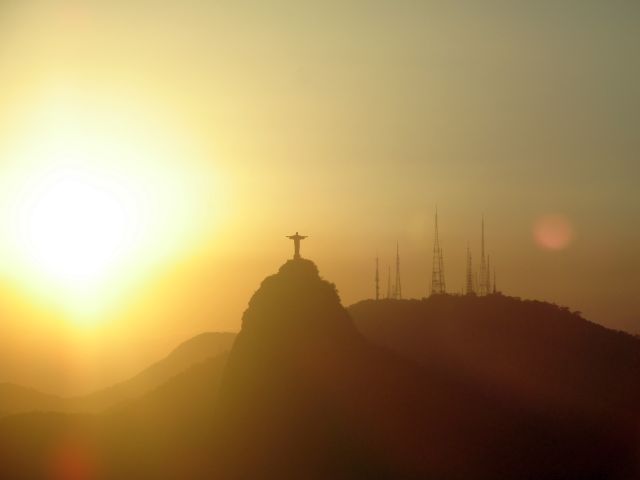 cristo_redentor_from_pao.jpg