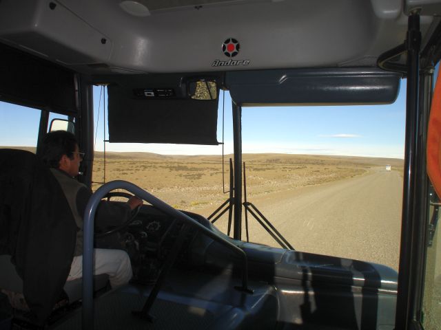 bus_to_puerto_natales3.jpg