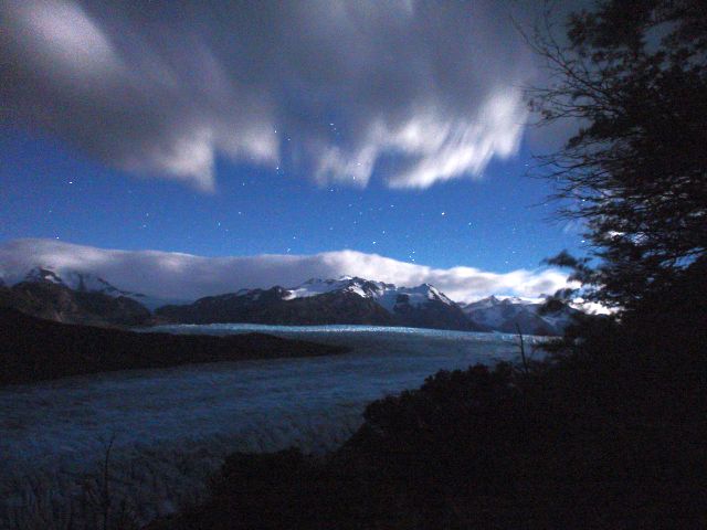 glacier_grey_at_night.jpg