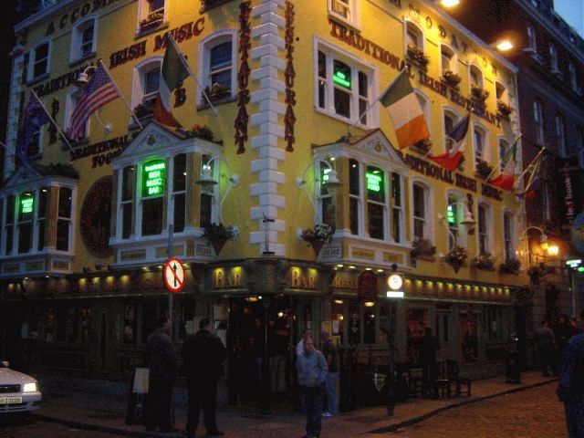 res_gogartys_tourist_trap.jpg