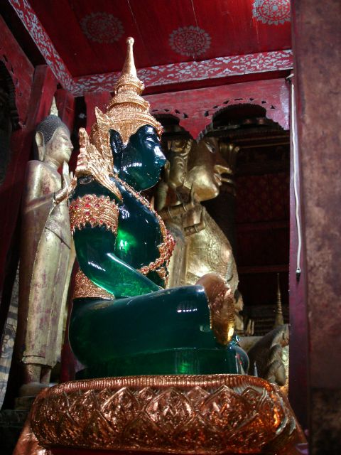 wat_mai_suwannaphumahan_emerald_buddha.jpg