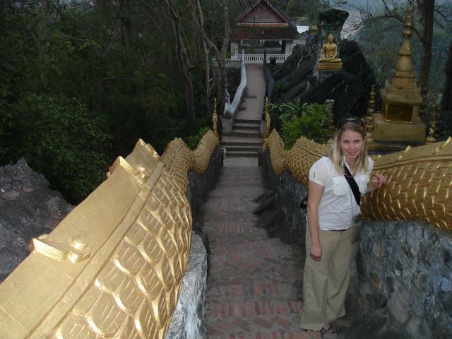 wat_tham_phu_si.jpg