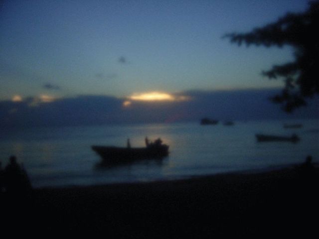 res_sunset_from_dive_shop2.jpg