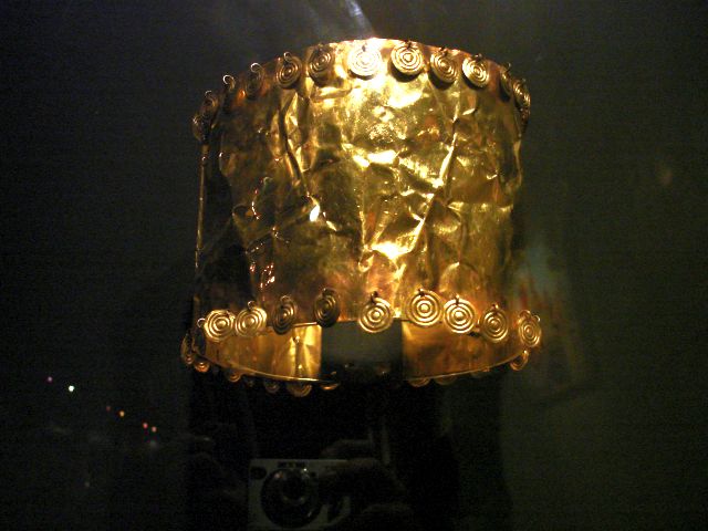 gold_bracelet.jpg