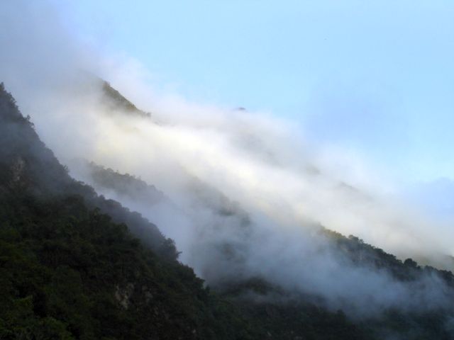 misty_mountains2.jpg
