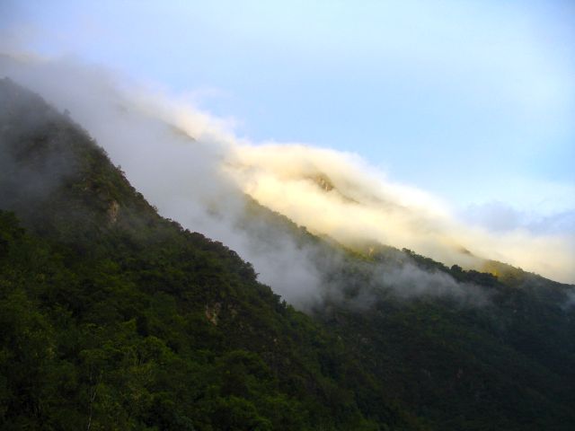 misty_mountains3.jpg