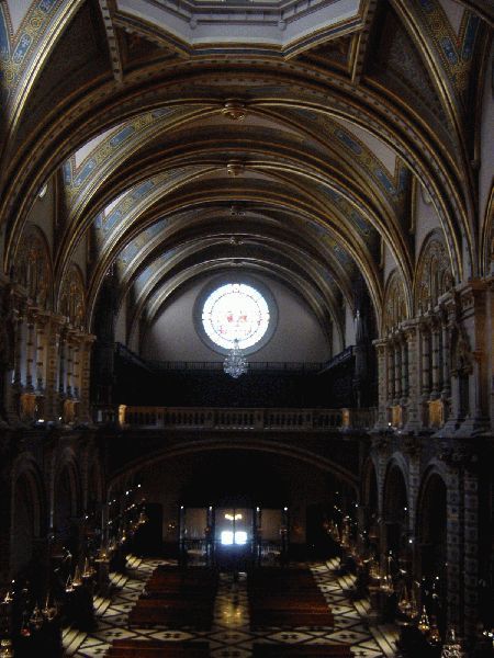 res_inside_catedral.jpg