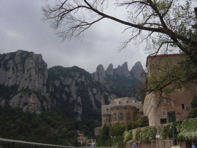 res_montserrat2.jpg