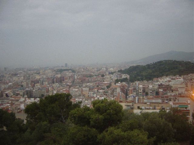 res_overlooking_barcelona10.jpg